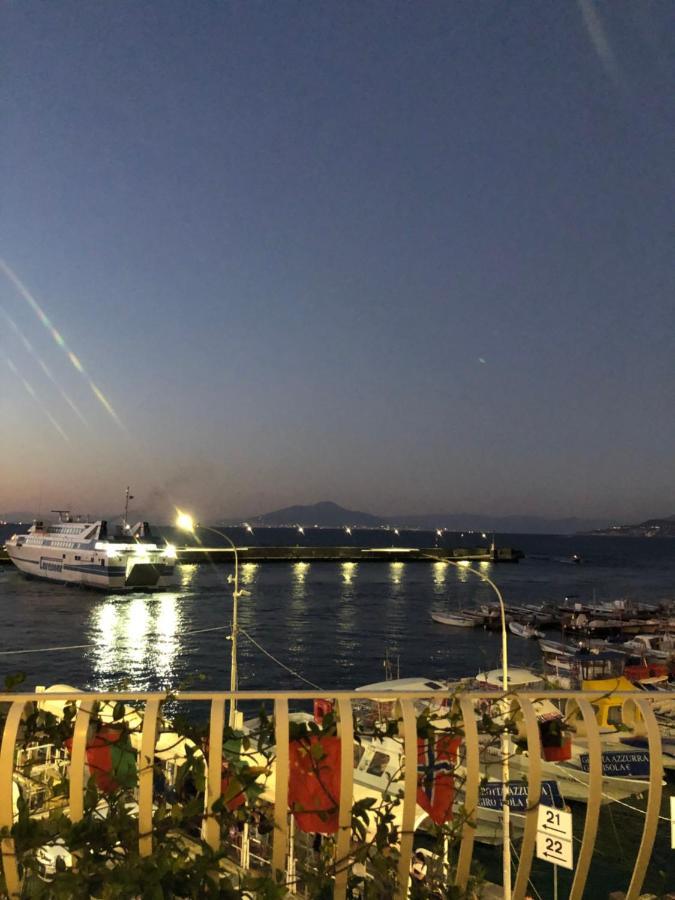 Apartmán La Baia Di Napoli Capri Exteriér fotografie