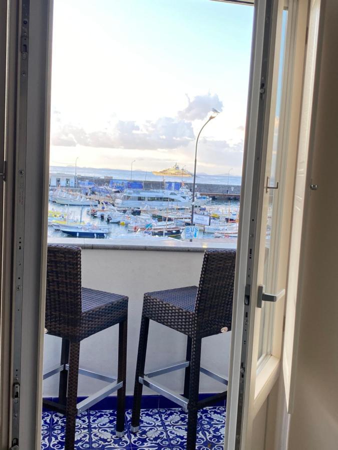 Apartmán La Baia Di Napoli Capri Exteriér fotografie