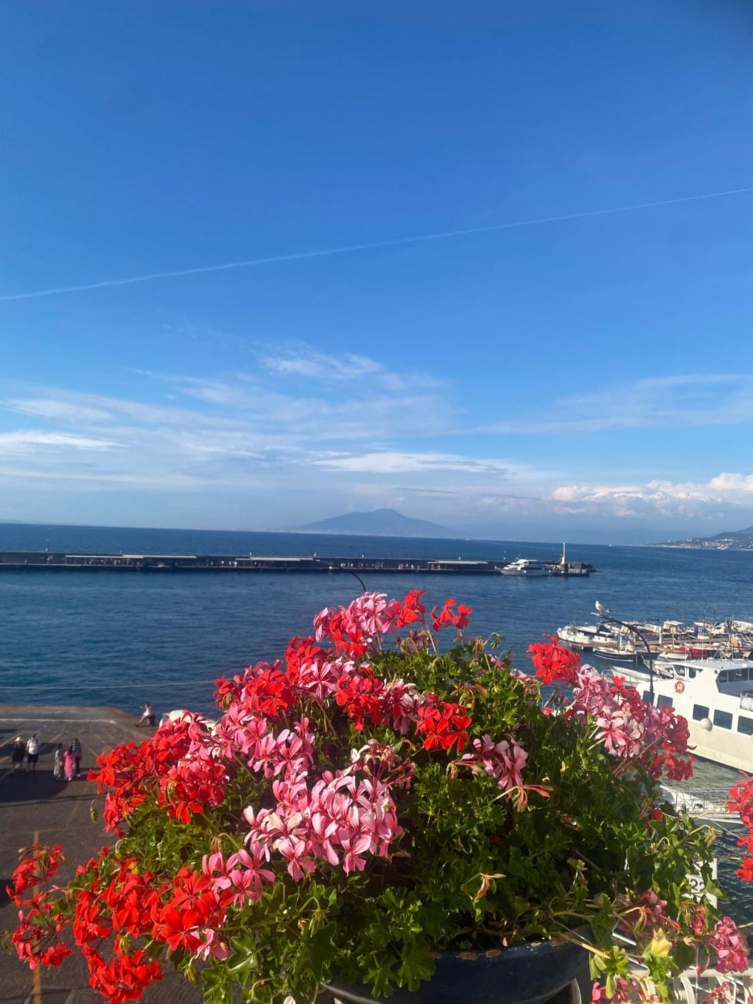 Apartmán La Baia Di Napoli Capri Exteriér fotografie