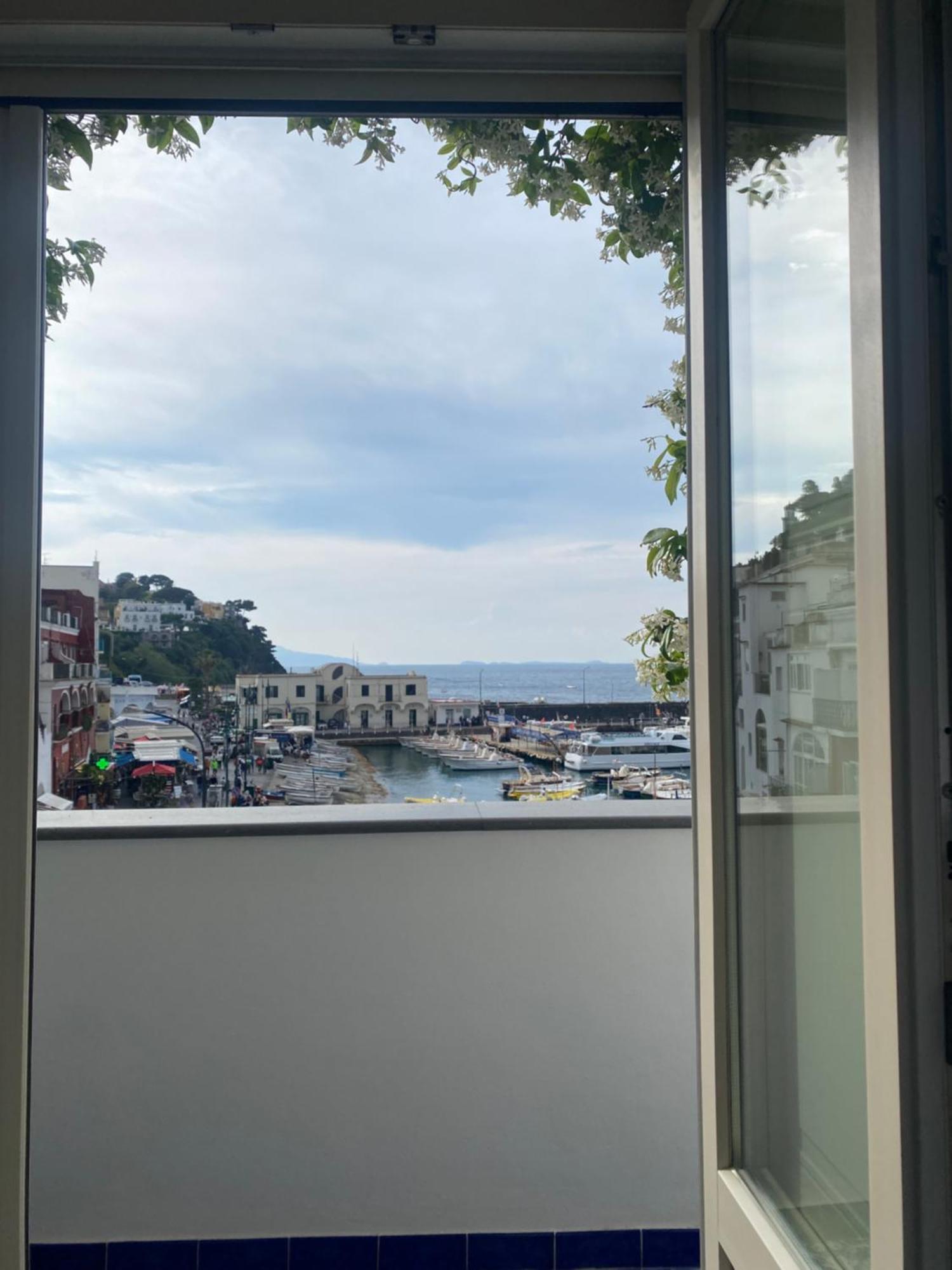 Apartmán La Baia Di Napoli Capri Exteriér fotografie
